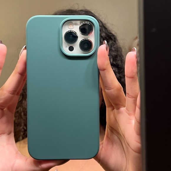 Phone case - Picture 3 of 4